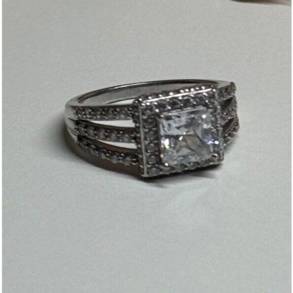 925 STERLING SILVER CZ RING SIZE 6 - Picture 2 of 10
